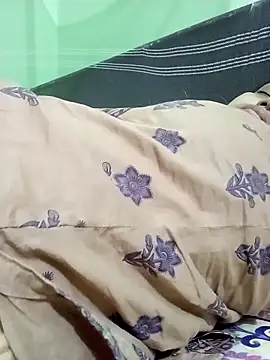 Snapshot of Tina_250 chatting on December 13, 2025, 8:59 pm Tina 250 online show from December 13, 2025, 8:59 pm