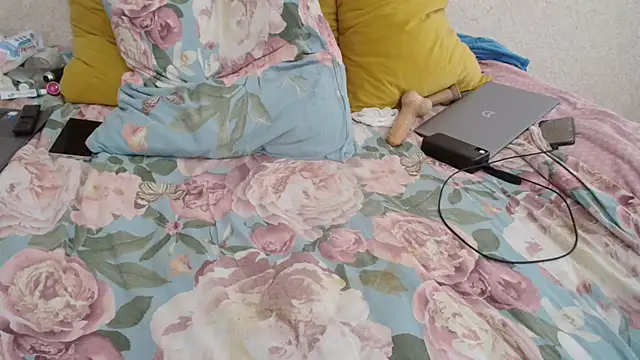 ksenia 444 online show from February 1, 2026, 9:18 am