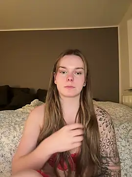 Snapshot of LisaFreierxx chatting on March 7, 2026, 10:04 pm LisaFreierxx online show from March 7, 2026, 10:04 pm