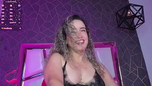 ChloeeTaylorr online show from March 23, 2026, 1:50 am