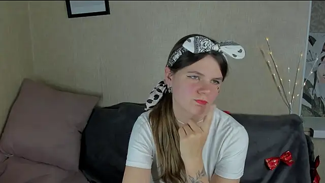 Zorianaa online show from January 7, 2026, 9:20 pm