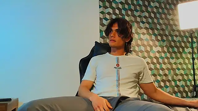 James Morrisonm online show from November 5, 2025, 10:35 pm