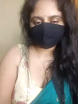 mouni499 online show from July 4, 2026, 8:46 pm
