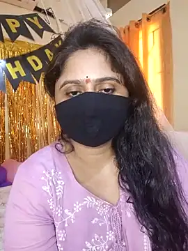 mouni499 online show from June 14, 2026, 7:53 am
