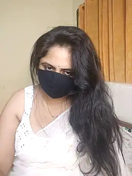 mouni499 online show from June 15, 2026, 5:01 pm