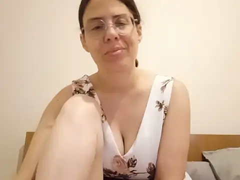 hotnathy69 online show from June 22, 2026, 7:49 am
