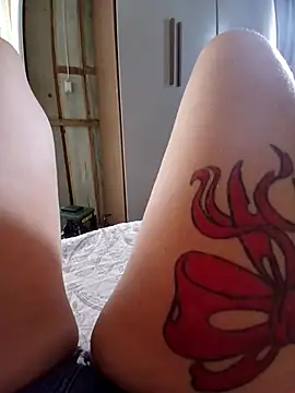 ruiviinhaah online show from March 20, 2026, 2:07 pm