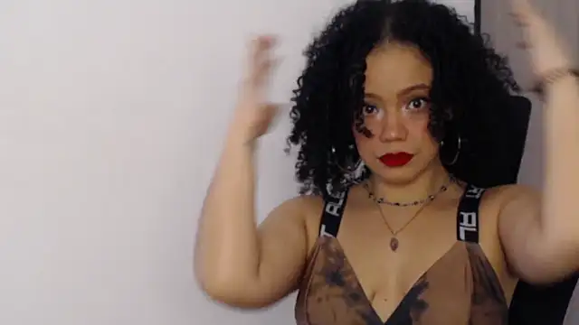 Snapshot of goddessvenus444 chatting on March 3, 2026, 2:24 pm goddessvenus444 online show from March 3, 2026, 2:24 pm