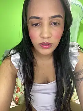 Snapshot of Ivy_08 chatting on February 15, 2026, 12:44 am Ivy 08 online show from February 15, 2026, 12:44 am