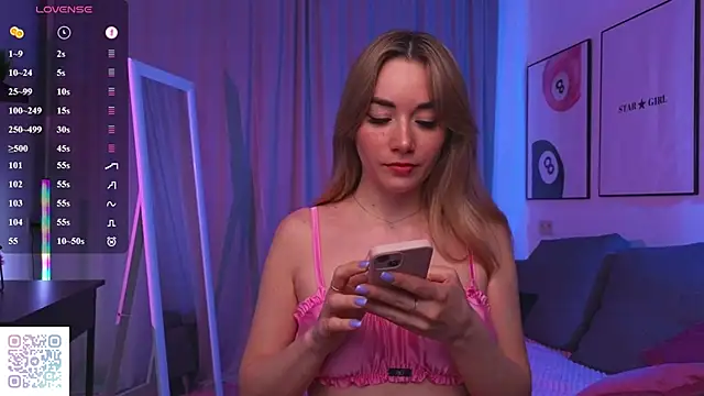 Rosie Mac online show from June 12, 2026, 1:03 am