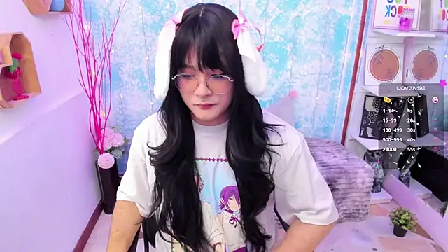 Omorimori online show from November 4, 2025, 10:57 pm