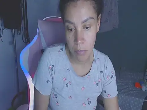shayna cute online show from August 5, 2026, 12:04 am