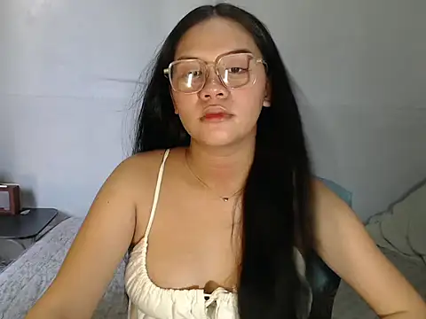 hotsexyreb online show from February 9, 2026, 4:10 am