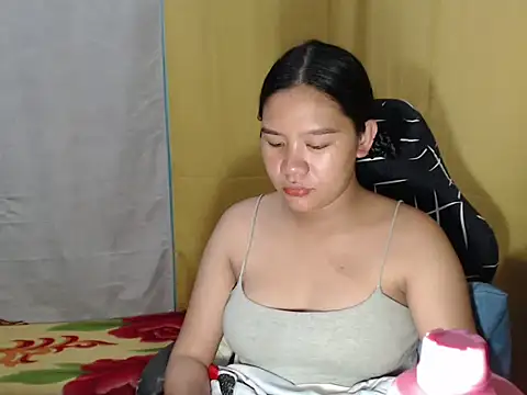 hotsexyreb online show from March 23, 2026, 2:11 am