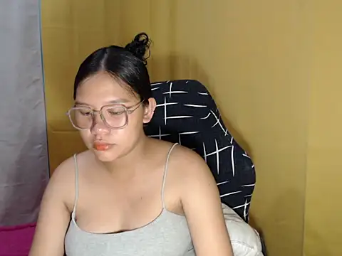 hotsexyreb online show from March 20, 2026, 2:34 am