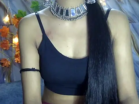 indian cutepair online show from November 24, 2025, 5:02 pm