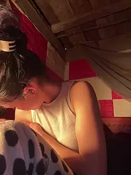 Li ve online show from March 23, 2026, 2:22 am