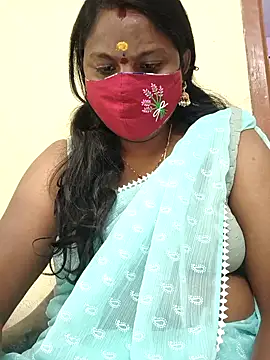 hyd couple7878 online show from November 28, 2025, 5:29 am