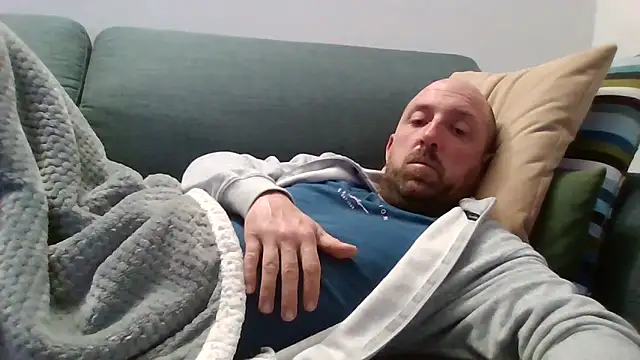 luca beech88 online show from April 20, 2026, 7:37 pm