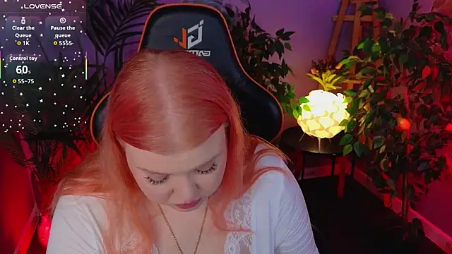 AriettaHeart online show from November 13, 2025, 8:24 pm