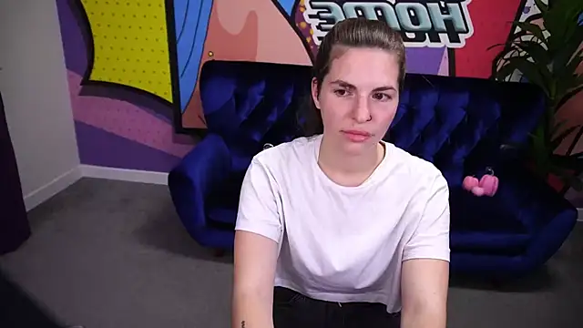 DanielaReign online show from November 3, 2025, 3:04 pm