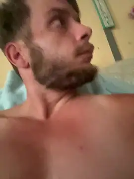 Snapshot of bkuterbach2015 chatting on March 5, 2026, 4:03 pm bkuterbach2015 online show from March 5, 2026, 4:03 pm