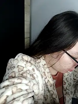 Snapshot of Baby_Myla chatting on December 3, 2025, 8:52 pm Baby Myla online show from December 3, 2025, 8:52 pm