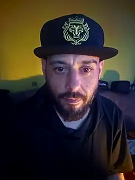 DonJuanDeBomboni online show from November 3, 2025, 3:23 am