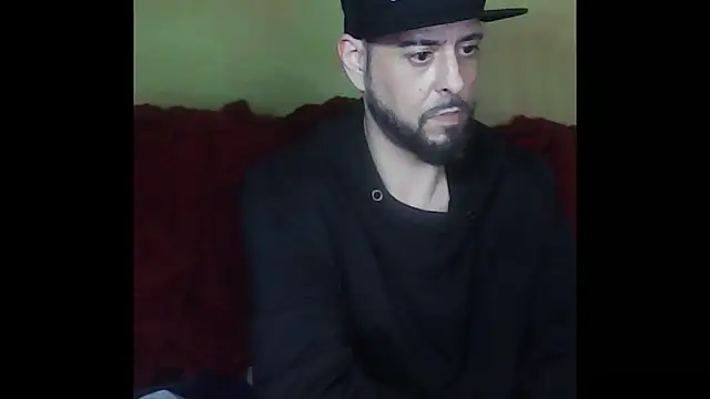 DonJuanDeBomboni online show from November 6, 2025, 2:48 am