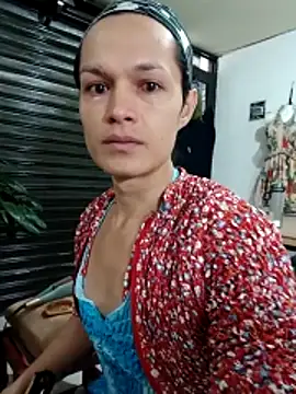 PaulinaLondra2 online show from November 28, 2025, 12:49 pm