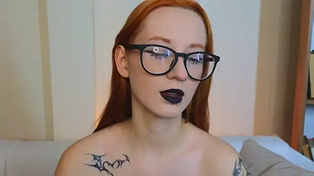 WICKEDEMBER online show from January 13, 2026, 2:04 am