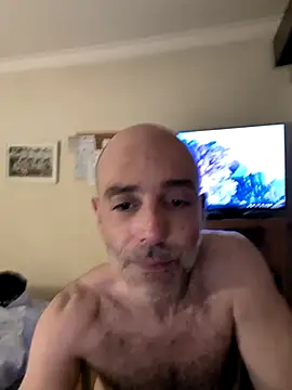 casalhottuga online show from November 7, 2025, 9:19 pm