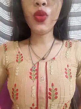 Neha rani78 online show from May 7, 2026, 3:22 am