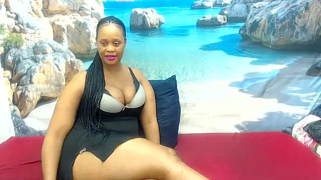 AUGUSTBLOOMxx online show from June 19, 2026, 2:39 am