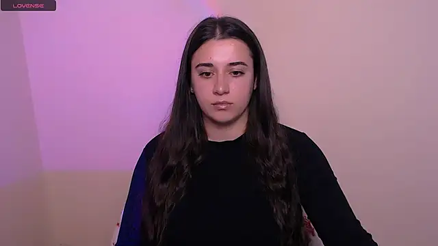 AlinaDoll  online show from June 12, 2026, 7:17 am