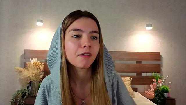 Snapshot of MargieDavidson chatting on February 5, 2026, 8:43 am MargieDavidson online show from February 5, 2026, 8:43 am