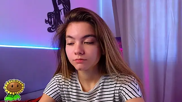 Snapshot of MargieDavidson chatting on March 2, 2026, 8:43 am MargieDavidson online show from March 2, 2026, 8:43 am