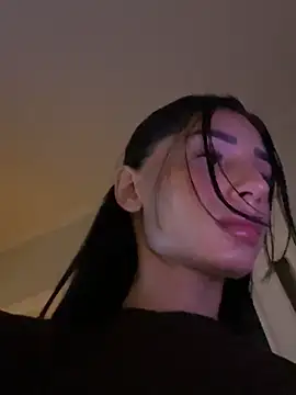 Snapshot of VickyM99 chatting on March 19, 2026, 6:13 am VickyM99 online show from March 19, 2026, 6:13 am