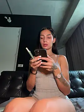 VickyM99 online show from January 9, 2026, 11:50 am