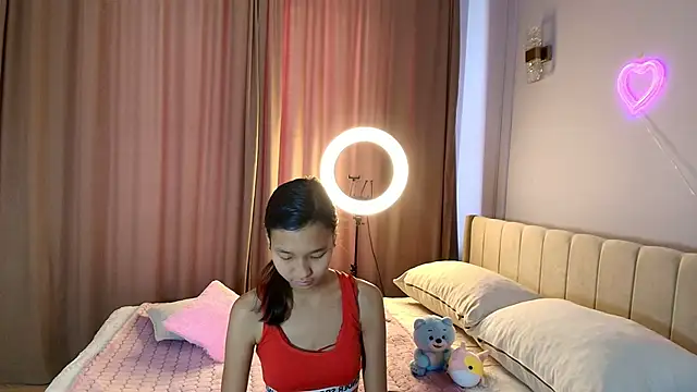 Snapshot of lihnpham chatting on November 27, 2025, 3:40 am lihnpham online show from November 27, 2025, 3:40 am