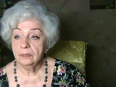 ValeriaKroww online show from May 6, 2026, 6:12 pm