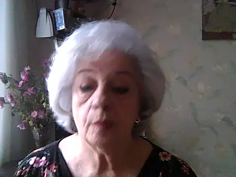 ValeriaKroww online show from November 17, 2025, 8:51 am