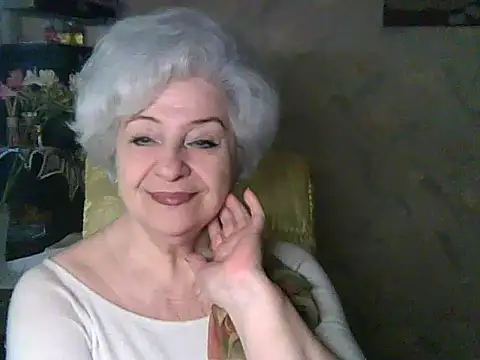 ValeriaKroww online show from May 6, 2026, 5:55 am
