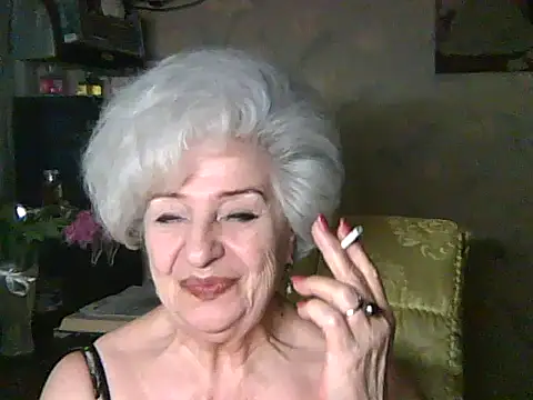 ValeriaKroww online show from June 14, 2026, 5:03 pm