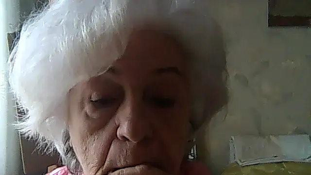 ValeriaKroww online show from November 7, 2025, 8:41 am