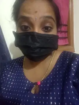 Mathi cam online show from March 8, 2026, 2:42 pm