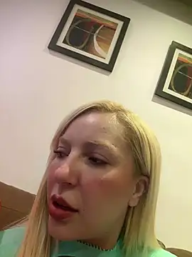 Snapshot of melisboa chatting on August 4, 2026, 10:58 pm melisboa online show from August 4, 2026, 10:58 pm