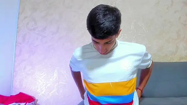 lucian davii online show from November 18, 2025, 12:30 pm