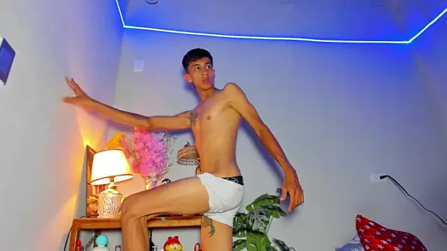 lucian davii online show from June 25, 2026, 1:58 am