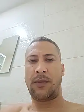 Arrombador20 online show from June 6, 2026, 1:44 am